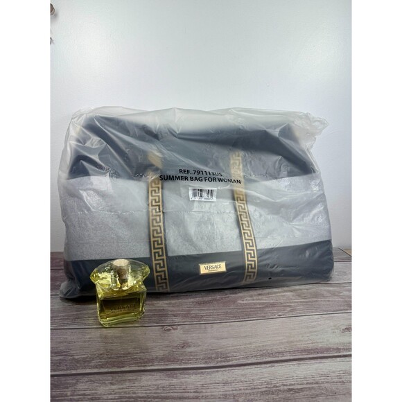 NWT Versace Yellow Diamond 90ml Eau de Toilette + Tote Bag 2-Piece Gift Set - Picture 2 of 16